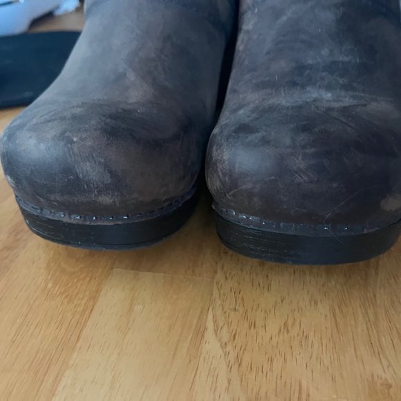 Dansko size 40 Clogs - Picture 2 of 5